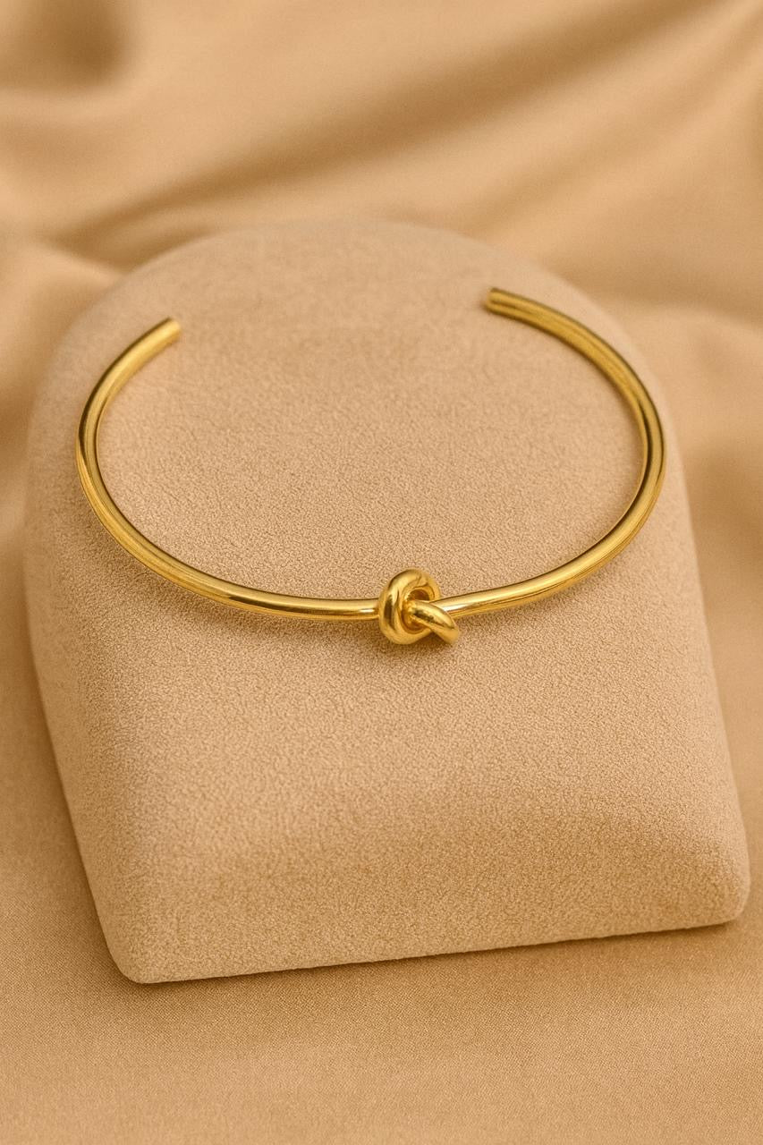 Eternal Knot Bangle