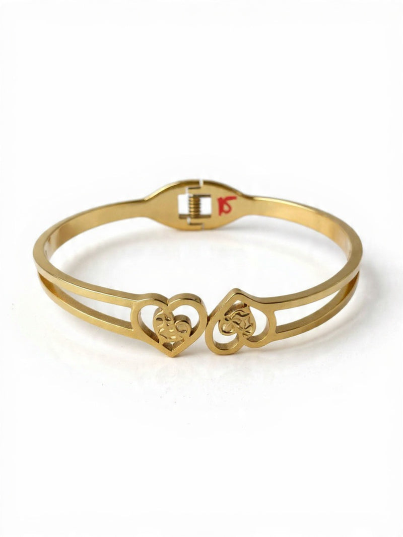 heart cut Bangle