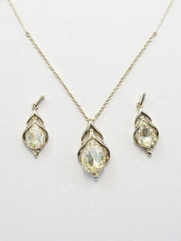 Teardrop Filigree Pendant Set – Crystal